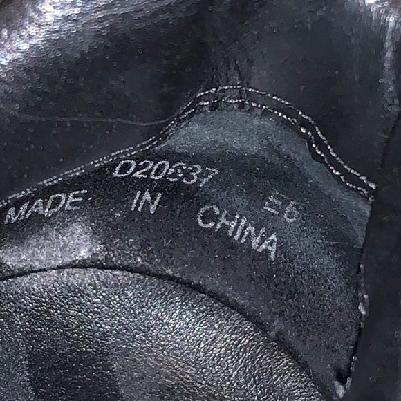 Cole Haan Waterproof Slip On Shoes - Picture 6 of 8